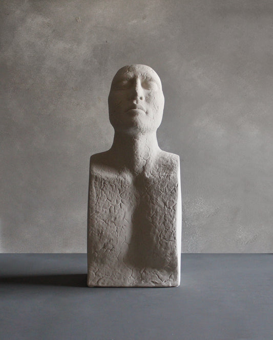 Bust Gris